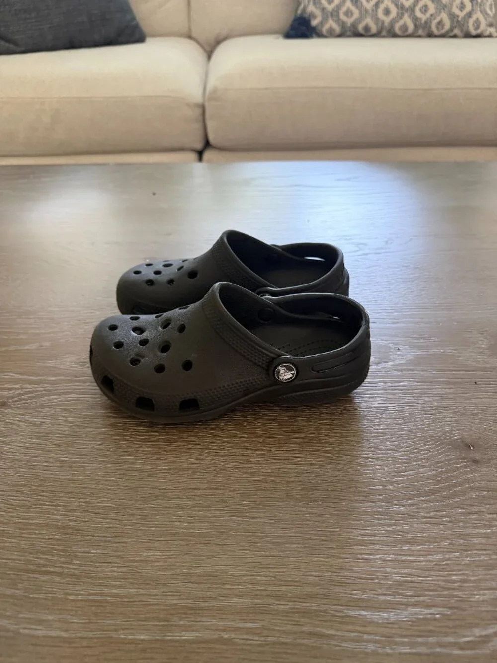 Boys Crocs Kids classic clogs black shoes sandals size C 13